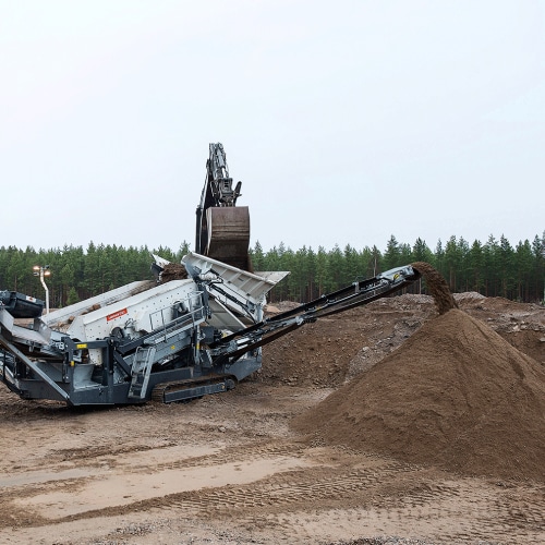 Pilot Crushtec and Metso jaw crushers and screening products supplied in Zimbabwe