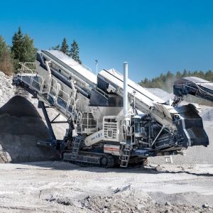 METSO LOKOTRACK LT330D MOBILE CRUSHING AND SCREENING PLANT