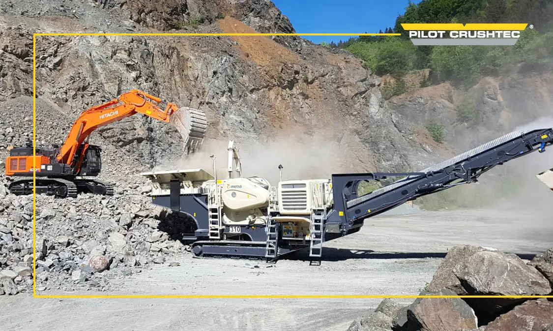 LT120E Mobile Jaw Crusher in action
