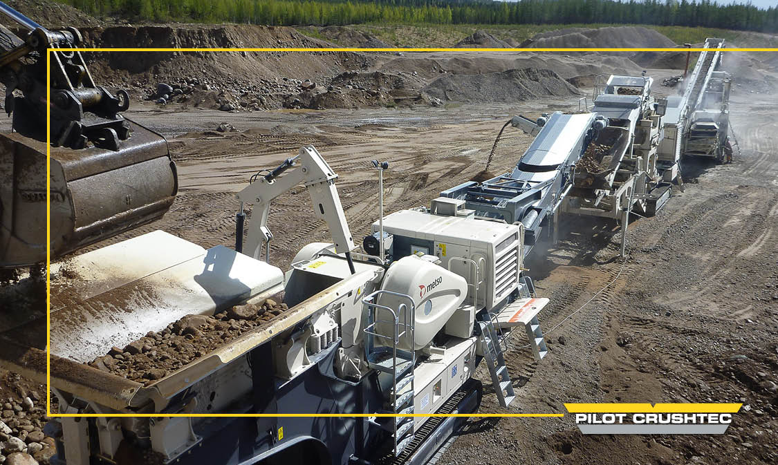 LT120E Mobile Jaw Crusher in action
