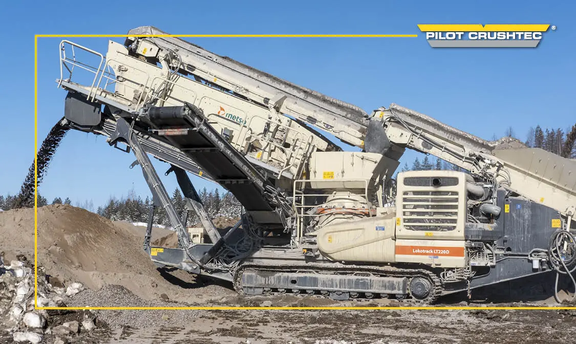 LT220D Mobile Cone Crusher in action